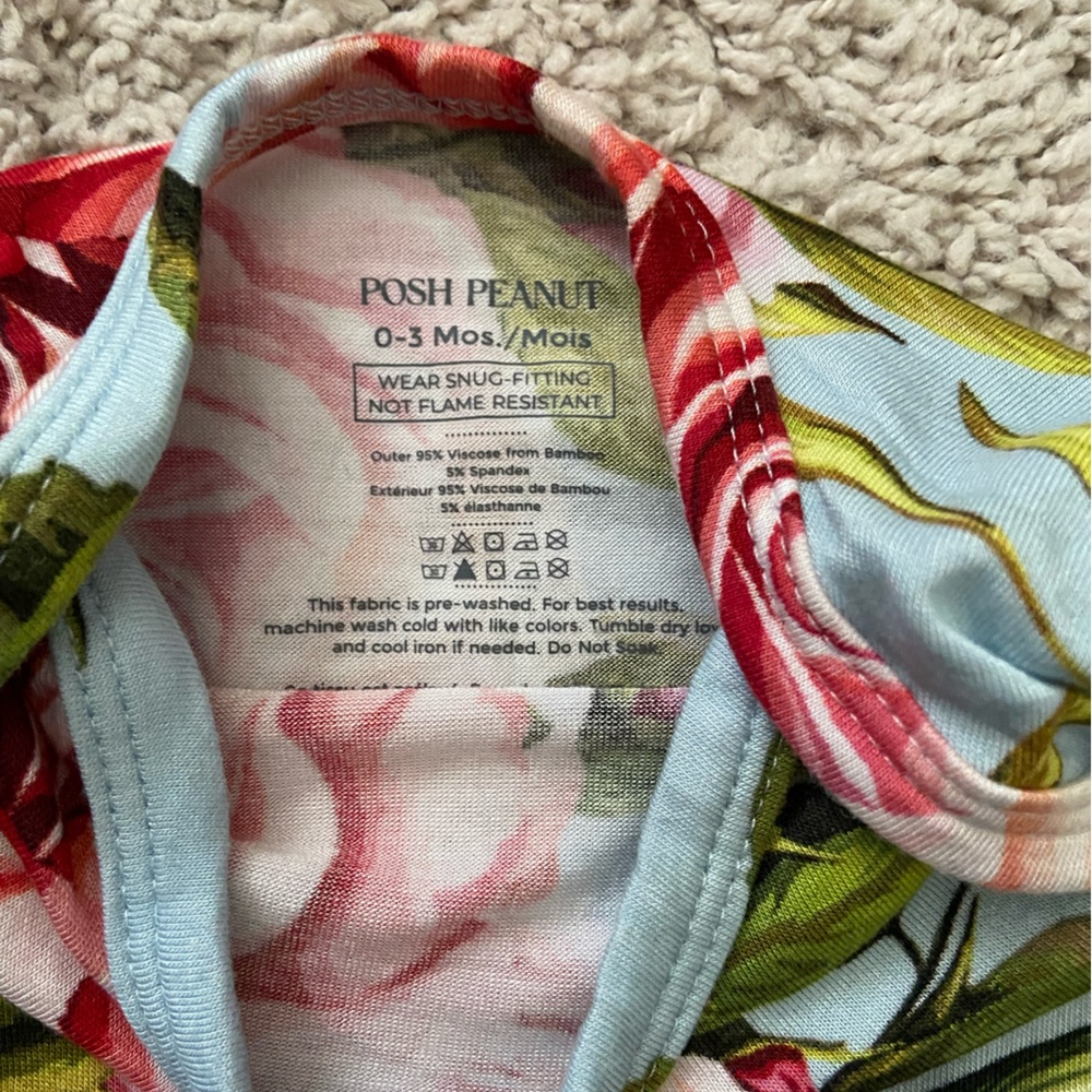 Posh peanut knotted newborn gown